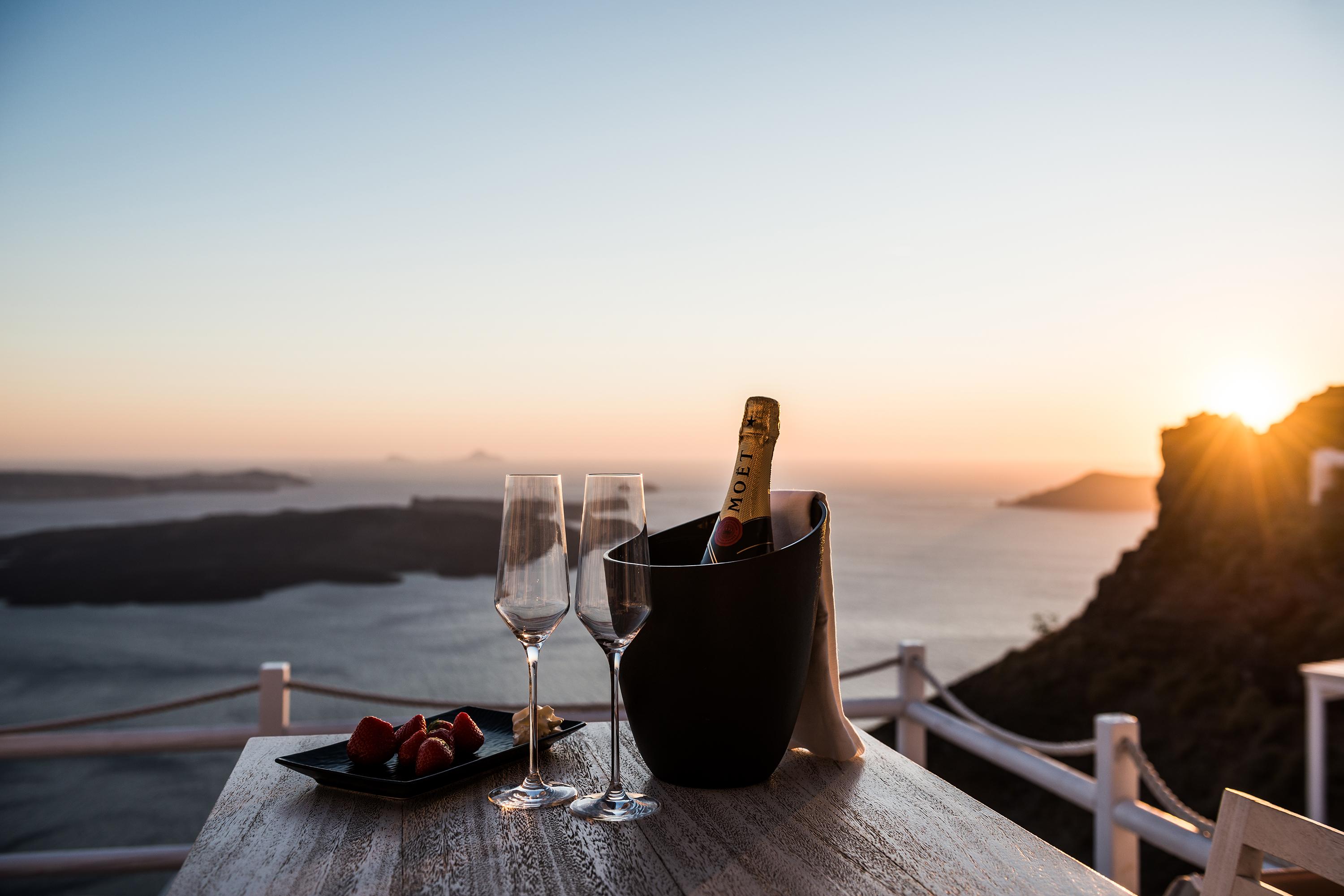 On The Rocks - Small Luxury Hotels Of The World (Adults Only) Imerovigli  Ngoại thất bức ảnh